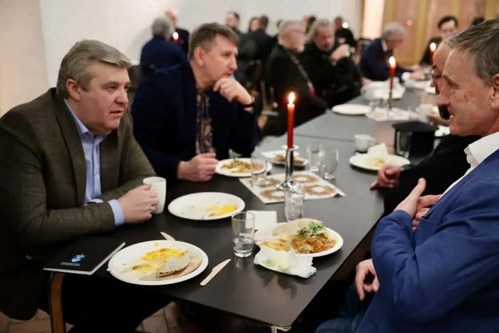 Kirkeledere fra Ukraina på historisk besøk til Norge 9 Ukrainadelegasjon Kirkeledermotet