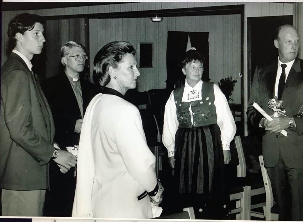 Brobyggeren Kong Harald – og alt han var for kristen-Norge 1 Kongen Baptistkirken Sommaroy 1992