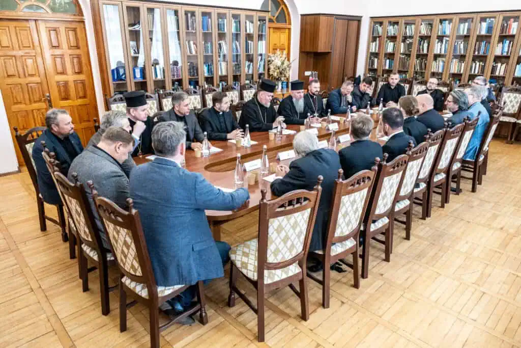 «Det er så viktig at vi er her» 3 NKR Delegasjon Ukraina 061026 03